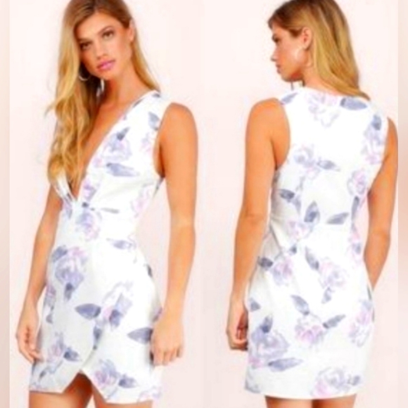 TOBI MINI DRESS DEEP V CUT - Picture 1 of 13